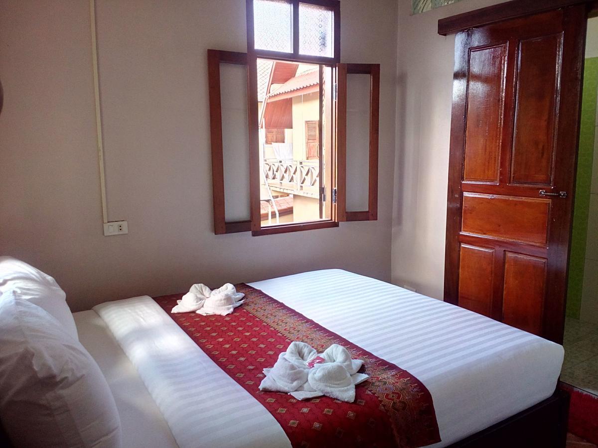 Sokmisay2 Guesthouse Luang Prabang Bagian luar foto